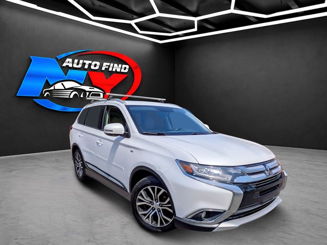 2016 Mitsubishi Outlander ONE OWNER, GT, AWC, SUNROOF, NAVI, TOURING & ENTERTAINMENT PKG - 23034783 - 1