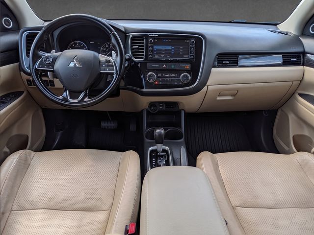 2016 Mitsubishi Outlander ONE OWNER, GT, AWC, SUNROOF, NAVI, TOURING & ENTERTAINMENT PKG - 23034783 - 2