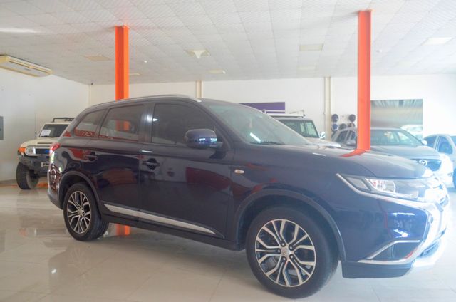 2016 Mitsubishi Outlander AWD Disponible para alquiler AWD Automatico Solo 85 Mil kms - 22623118 - 4