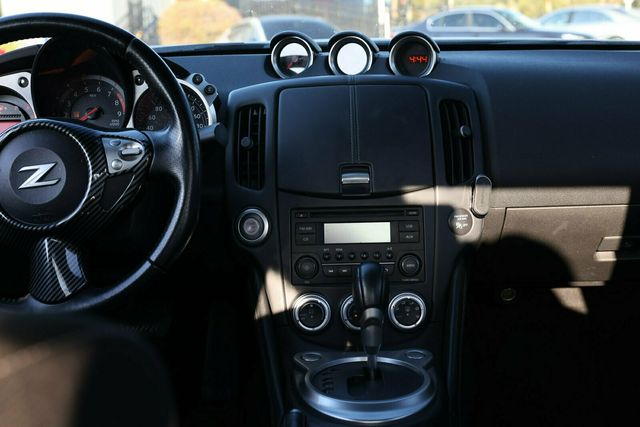 2016 Nissan 370Z 2dr Coupe Automatic Sport - 22984121 - 26