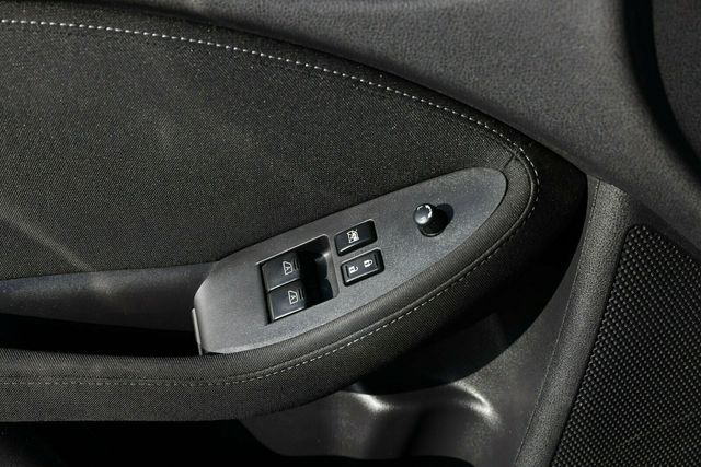 2016 Nissan 370Z 2dr Coupe Automatic Sport - 22984121 - 37