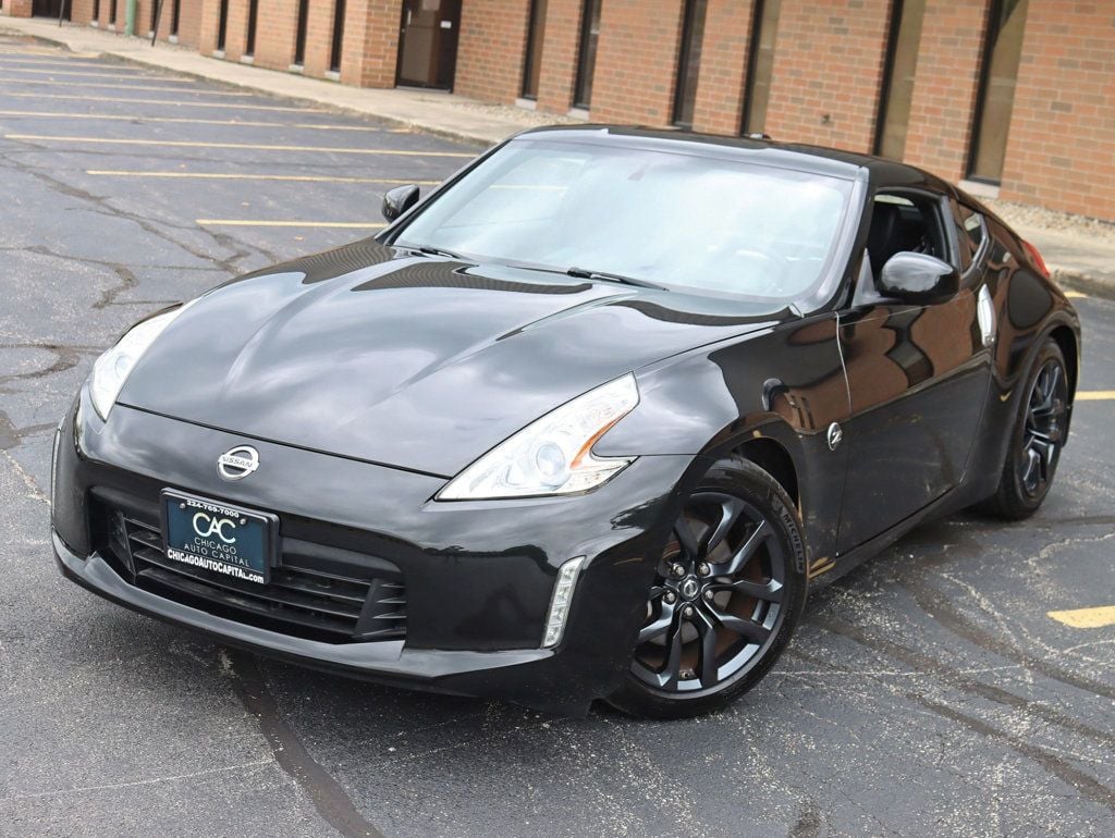 2016 Nissan 370Z Touring photo 28