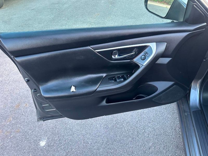 2016 Nissan Altima 2.5 4dr Sedan - 22909634 - 10