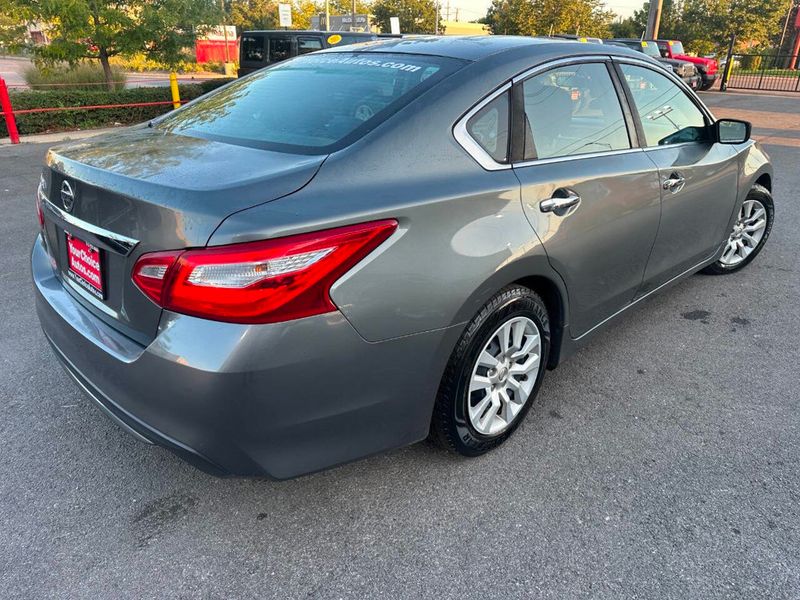 2016 Nissan Altima 2.5 4dr Sedan - 22909634 - 6