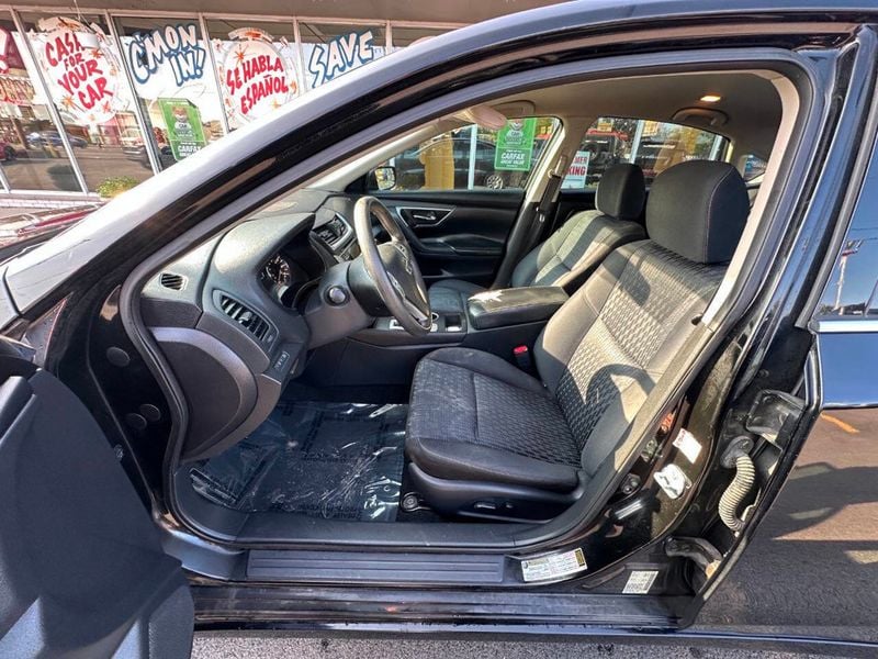 2016 Nissan Altima 2.5 4dr Sedan - 22913918 - 13