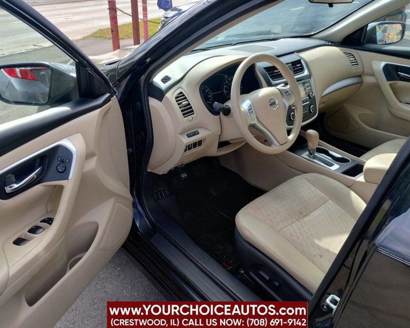 2016 Nissan Altima 2.5 4dr Sedan - 22927960 - 13