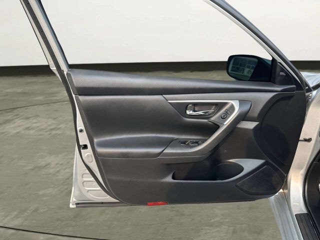 2016 Nissan Altima 2.5 4dr Sedan - 23054671 - 8