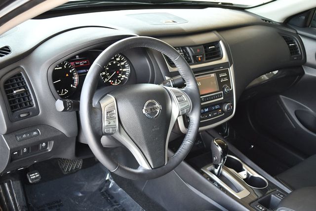 2016 Nissan Altima 4 Door Sedan I4 2.5 SL W/Moonroof Package &11K Miles - 23030634 - 11