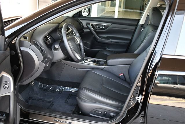 2016 Nissan Altima 4 Door Sedan I4 2.5 SL W/Moonroof Package &11K Miles - 23030634 - 13