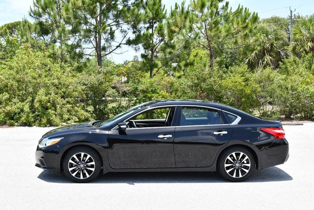 2016 Nissan Altima 4 Door Sedan I4 2.5 SL W/Moonroof Package &11K Miles - 23030634 - 21