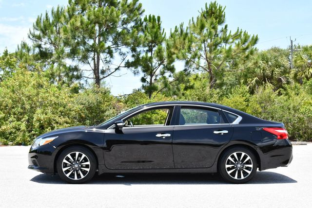 2016 Nissan Altima 4 Door Sedan I4 2.5 SL W/Moonroof Package &11K Miles - 23030634 - 24