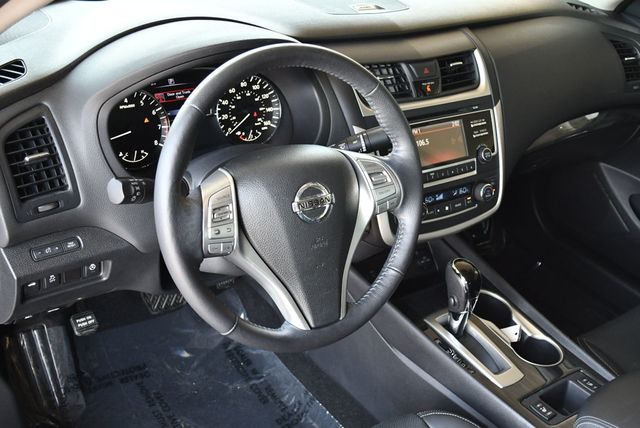 2016 Nissan Altima 4 Door Sedan I4 2.5 SL W/Moonroof Package &11K Miles - 23030634 - 34