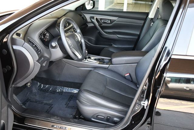 2016 Nissan Altima 4 Door Sedan I4 2.5 SL W/Moonroof Package &11K Miles - 23030634 - 35