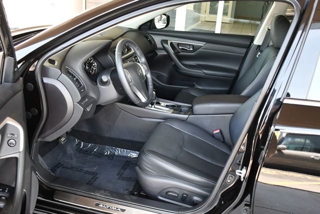 2016 Nissan Altima 4 Door Sedan I4 2.5 SL W/Moonroof Package &11K Miles - 23030634 - 36