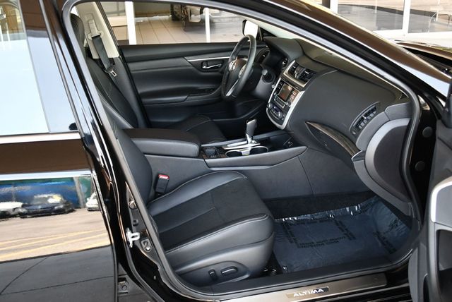 2016 Nissan Altima 4 Door Sedan I4 2.5 SL W/Moonroof Package &11K Miles - 23030634 - 37