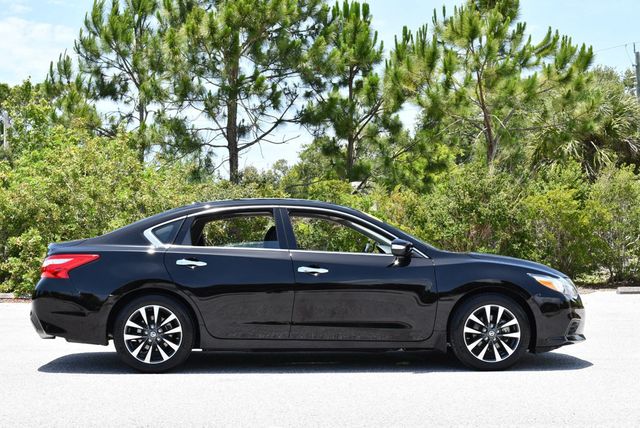 2016 Nissan Altima 4 Door Sedan I4 2.5 SL W/Moonroof Package &11K Miles - 23030634 - 6