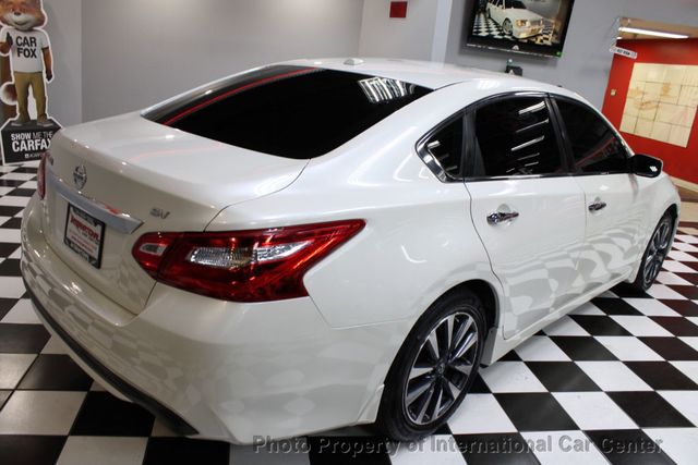 2016 Nissan Altima SV photo 6