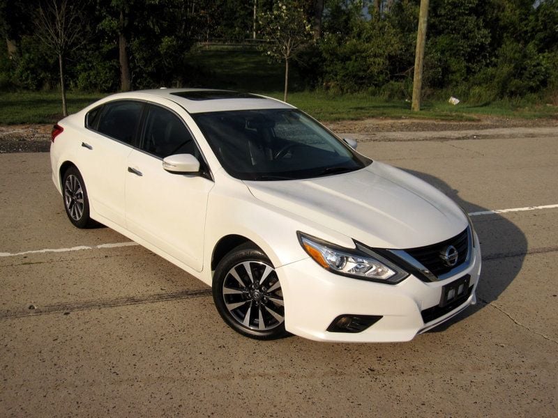 2016 Nissan Altima 2.5 SL photo 2