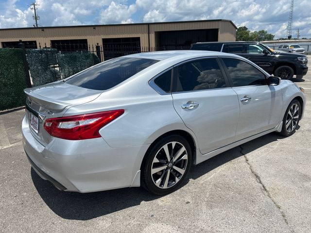 2016 Nissan Altima 4dr Sedan I4 2.5 SR - 23050821 - 3