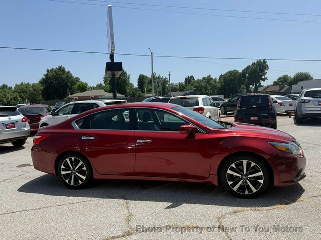 2016 Nissan Altima 4dr Sedan I4 2.5 SR - 23048755 - 13