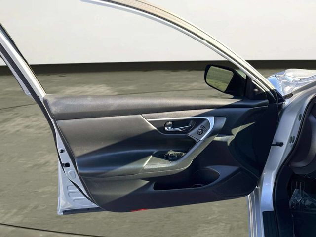 2016 Nissan Altima 4dr Sedan I4 2.5 SV - 22971677 - 10