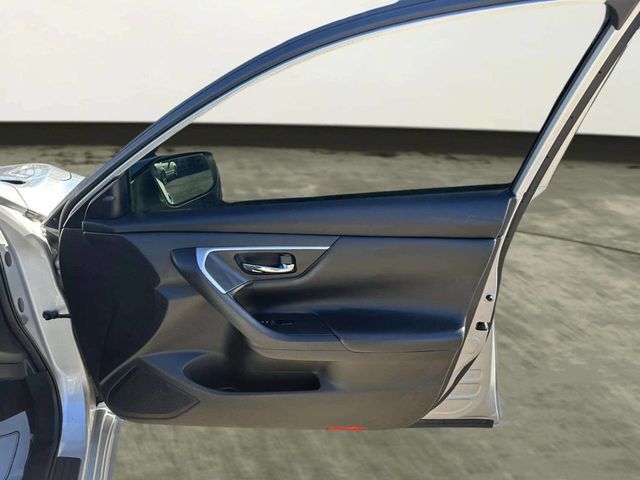 2016 Nissan Altima 4dr Sedan I4 2.5 SV - 22971677 - 22