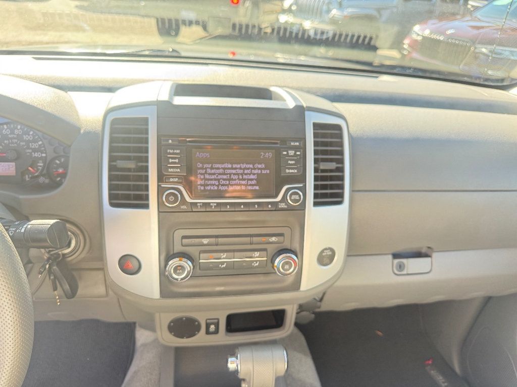 2016 Nissan Frontier 2WD Crew Cab SWB Automatic SV - 22940005 - 25