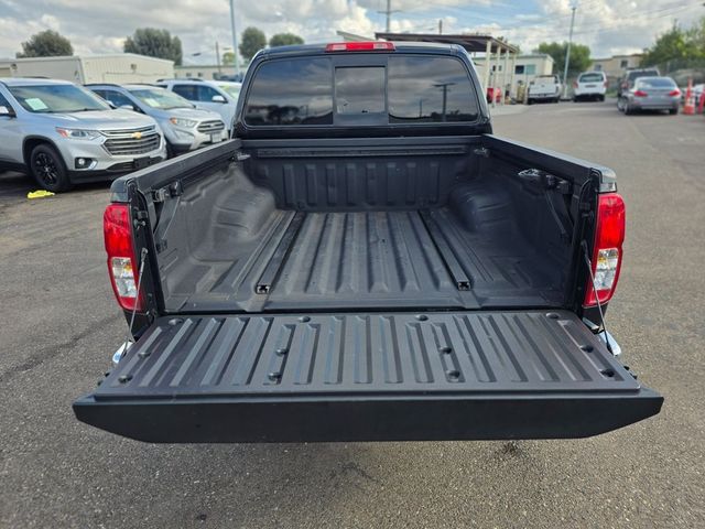 2016 Nissan Frontier 2WD Crew Cab SWB Automatic SV - 22965489 - 11