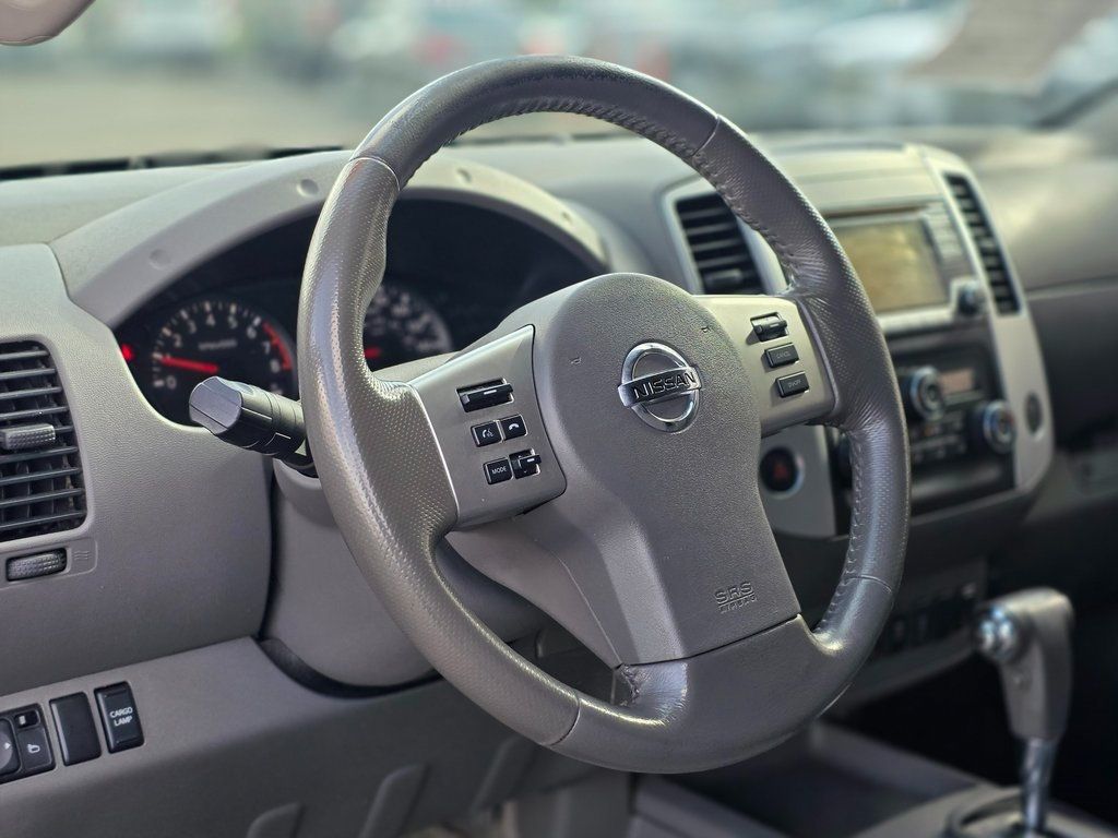 2016 Nissan Frontier 2WD Crew Cab SWB Automatic SV - 22965489 - 12