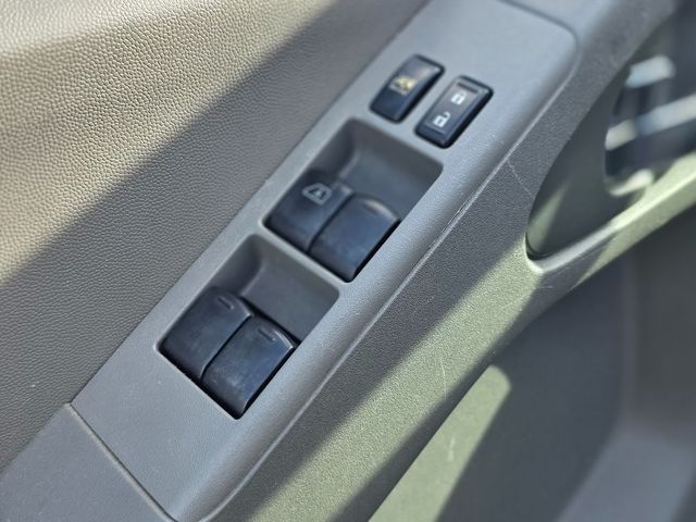 2016 Nissan Frontier 2WD Crew Cab SWB Automatic SV - 22965489 - 18