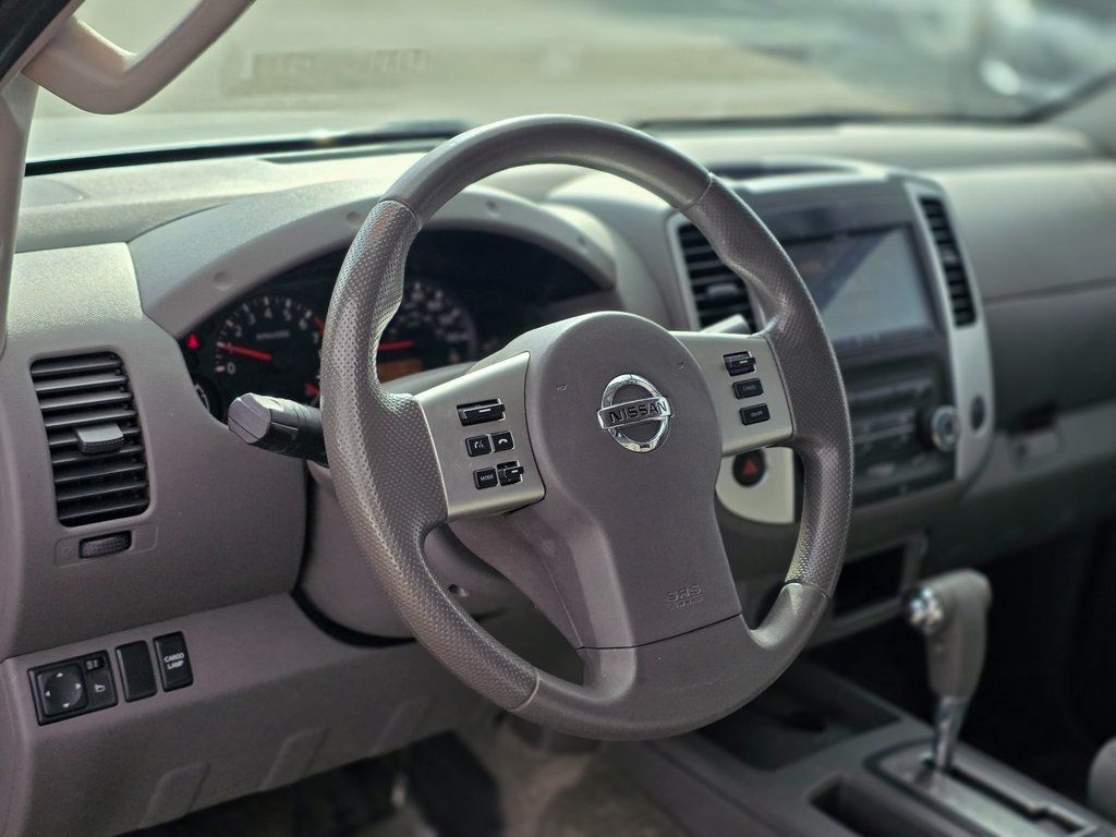 2016 Nissan Frontier 2WD Crew Cab SWB Automatic SV - 22976934 - 12