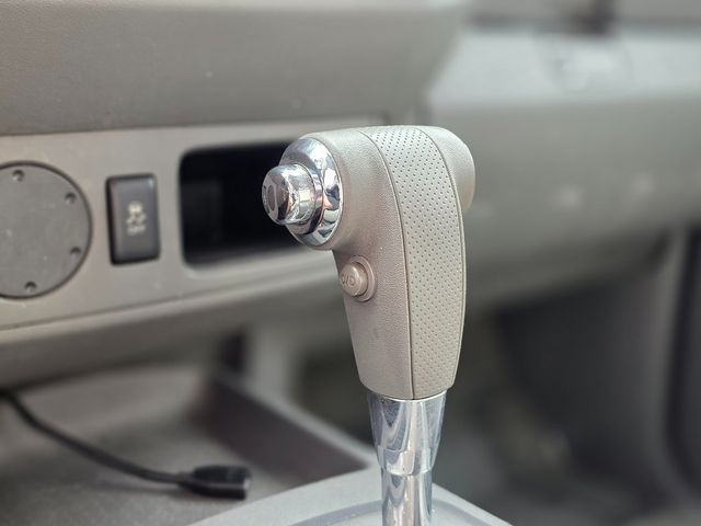 2016 Nissan Frontier 2WD Crew Cab SWB Automatic SV - 22976934 - 28