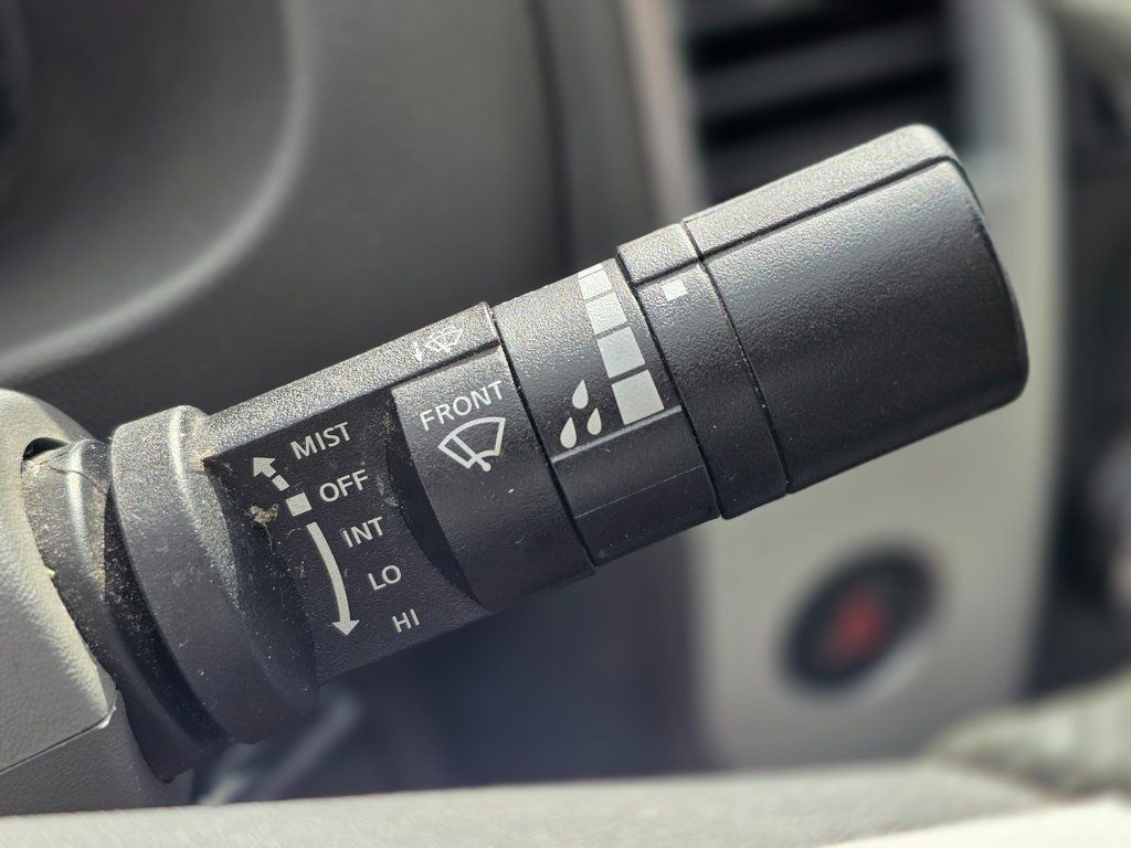 2016 Nissan Frontier 2WD Crew Cab SWB Automatic SV - 22976934 - 33