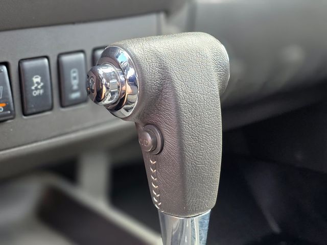 2016 Nissan Frontier 4WD Crew Cab SWB Automatic PRO-4X - 22987675 - 33