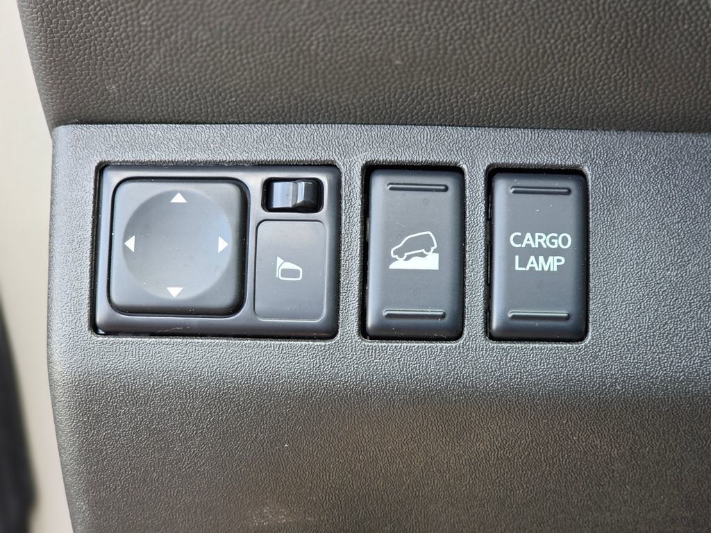 2016 Nissan Frontier 4WD Crew Cab SWB Automatic PRO-4X - 22987675 - 40