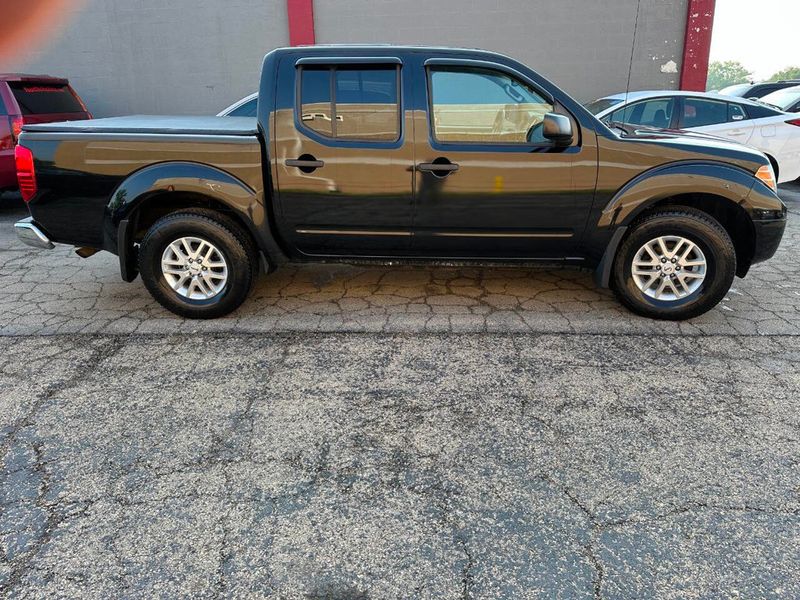 2016 Nissan Frontier 4WD Crew Cab SWB Automatic SV - 22866248 - 9