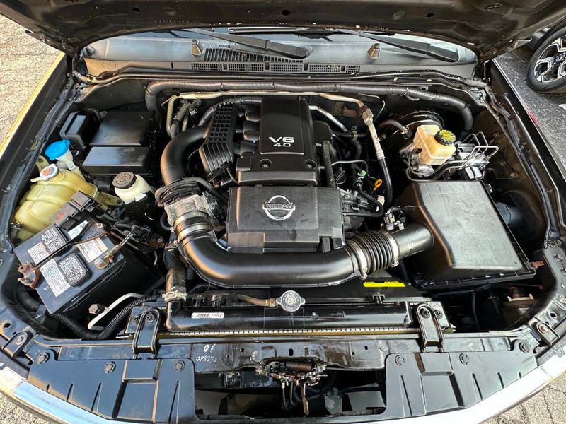 2016 Nissan Frontier 4WD Crew Cab SWB Automatic SV - 22866248 - 25