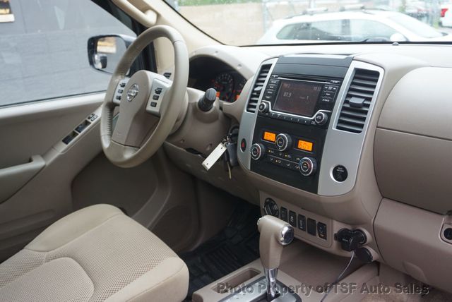 2016 Nissan Frontier 4WD Crew Cab SWB Automatic SV - 23031474 - 14