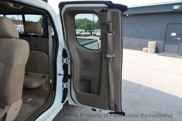 2016 Nissan Frontier Frontier SV 2WD Ext Cab SWB - 23060132 - 16