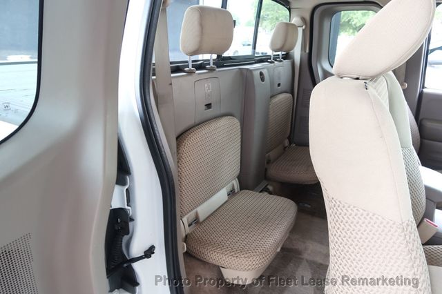 2016 Nissan Frontier Frontier SV 2WD Ext Cab SWB - 23060132 - 17