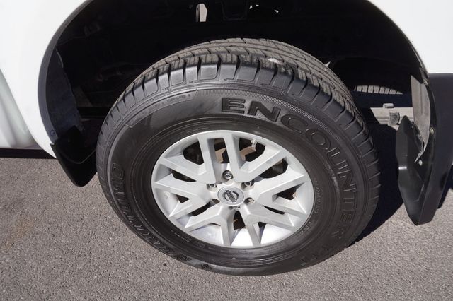 2016 Nissan Frontier SUPER CLEAN, PREMIUM WHEELS, CLEAN CAR FAX - 23090734 - 11