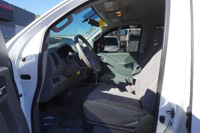 2016 Nissan Frontier SUPER CLEAN, PREMIUM WHEELS, CLEAN CAR FAX - 23090734 - 14