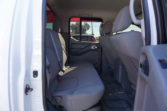 2016 Nissan Frontier SUPER CLEAN, PREMIUM WHEELS, CLEAN CAR FAX - 23090734 - 17