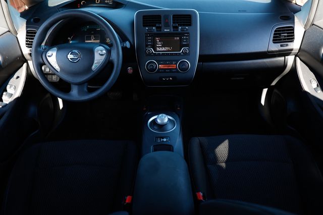 2016 Nissan Leaf 4dr Hatchback S - 22977456 - 25