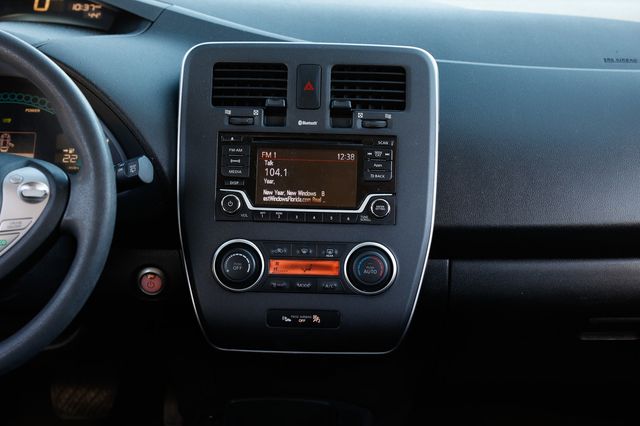 2016 Nissan Leaf 4dr Hatchback S - 22977456 - 39