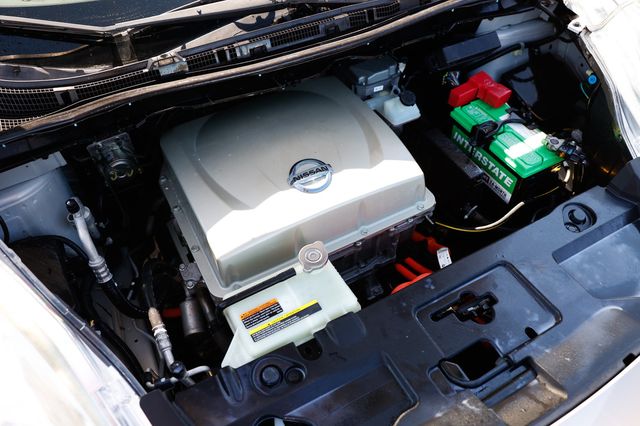 2016 Nissan Leaf 4dr Hatchback S - 22977456 - 49