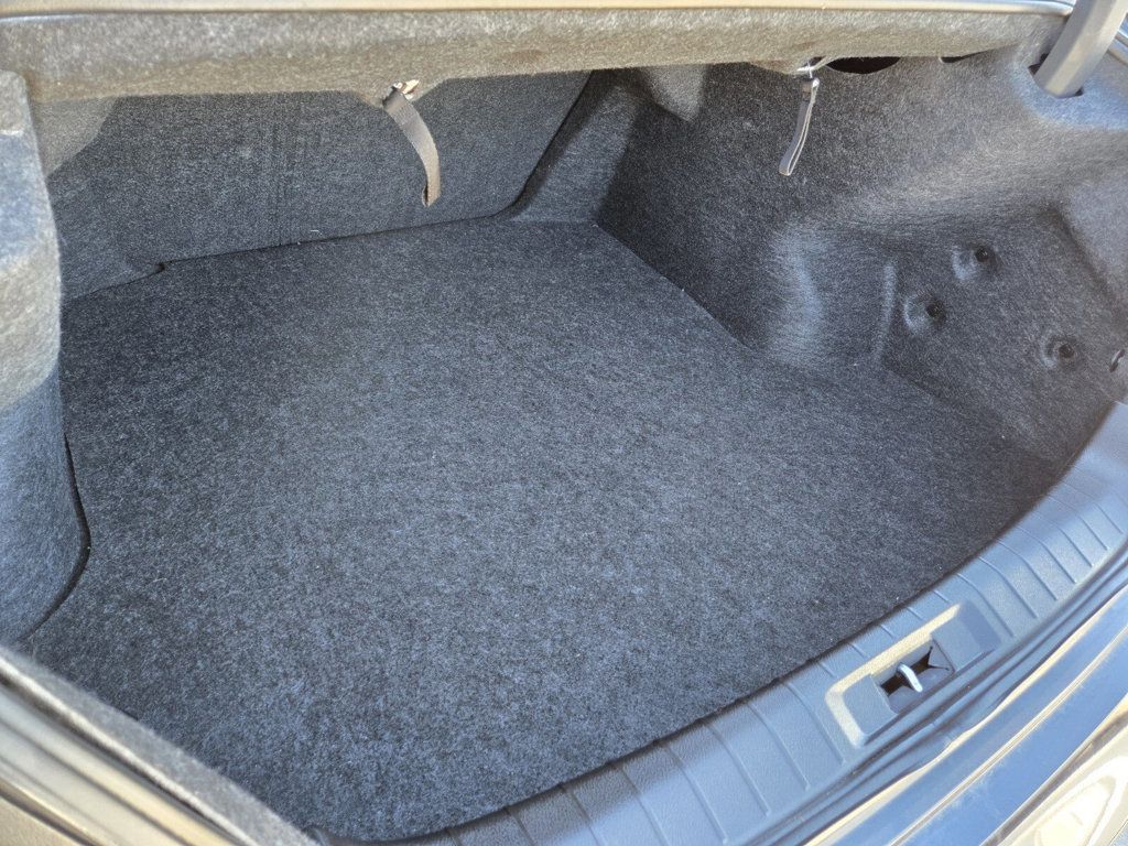 2016 Nissan Maxima 4dr Sedan 3.5 Platinum - 22917735 - 10