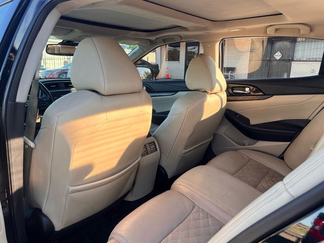 2016 Nissan Maxima 4dr Sedan 3.5 Platinum - 22181372 - 10