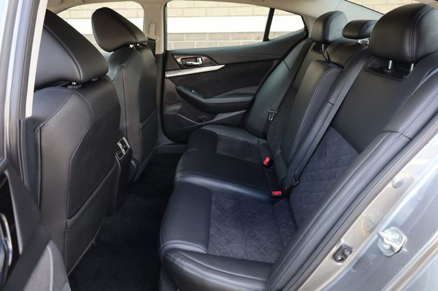 2016 Nissan Maxima 4dr Sedan 3.5 SR - 23004214 - 17