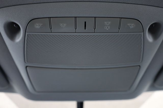 2016 Nissan Maxima 4dr Sedan 3.5 SR - 23004214 - 37